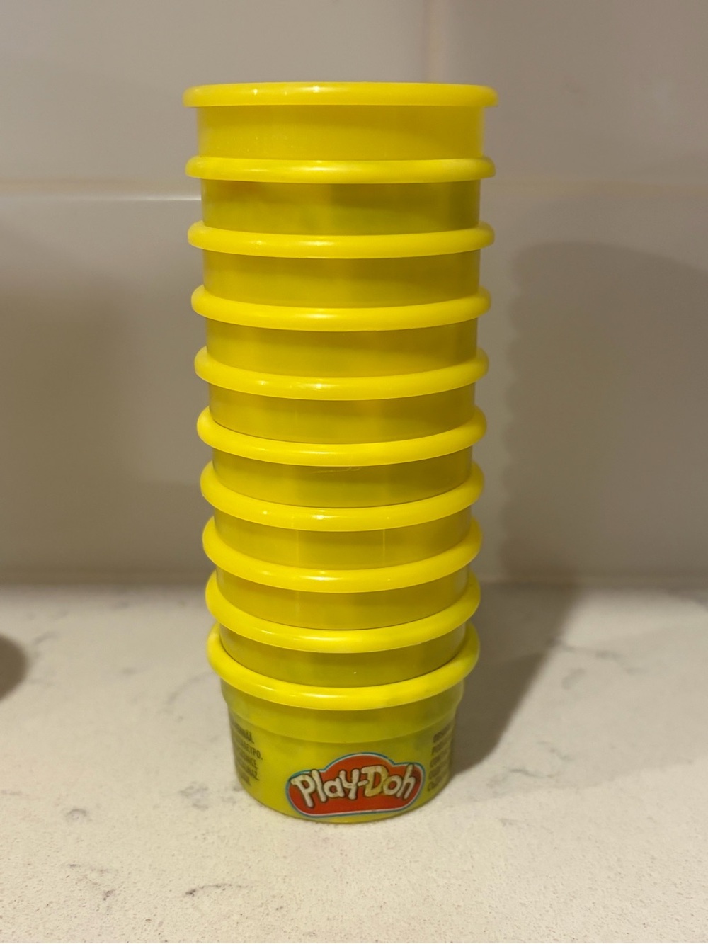 Play-Doh Yellow Modeling Compound Containers - Colorful Lids Included - Picture 5 of 6
